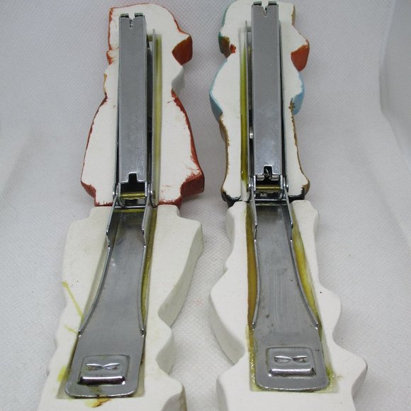 STAPLERS 2 Piece Set Ceramic Girl & Boy HUMMEL Style Figures Made In JAPAN - Picture 8 of 9